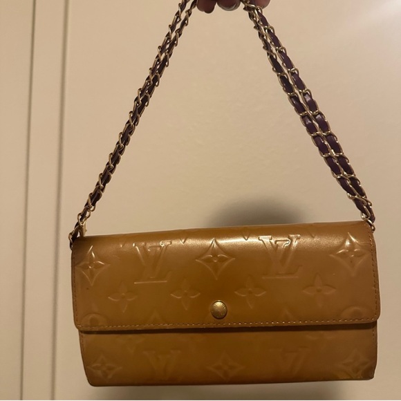 Louis Vuitton Bronze Vernis Porte-Tresor Wallet on Chain (WOC) - Authentic - Picture 2 of 6